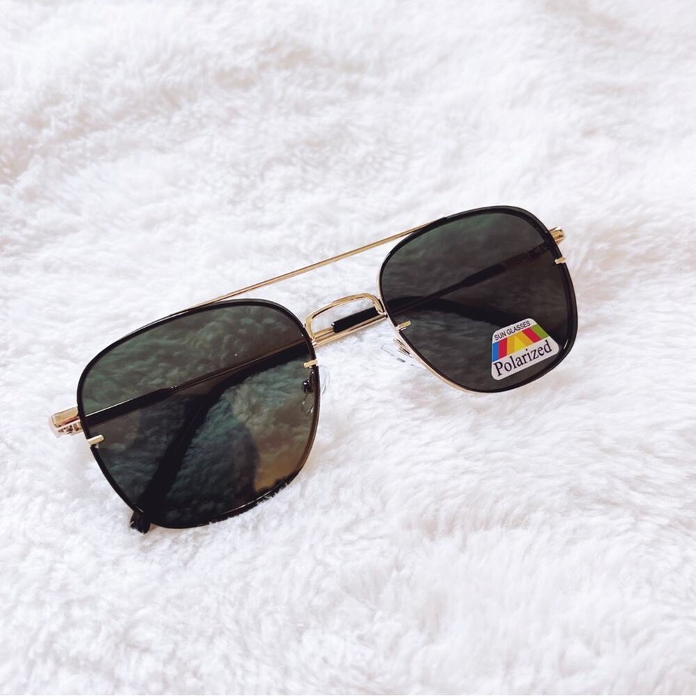 Lara Rose Gold & Green Lenses Polarized Sunglasses - Picture 3 of 10